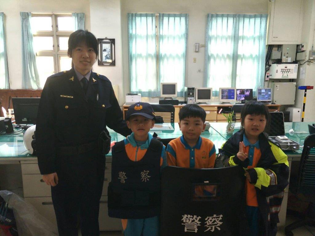 校2
