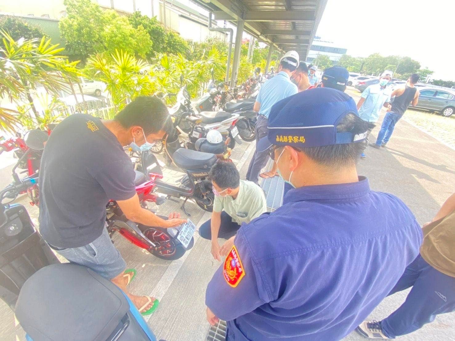 【微型電動二輪車是啥？ 民雄警加強宣導交通安全及執法】