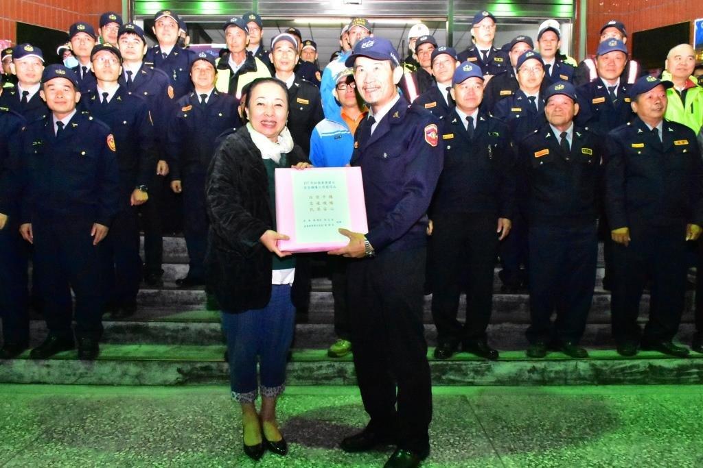 小花縣長慰勤