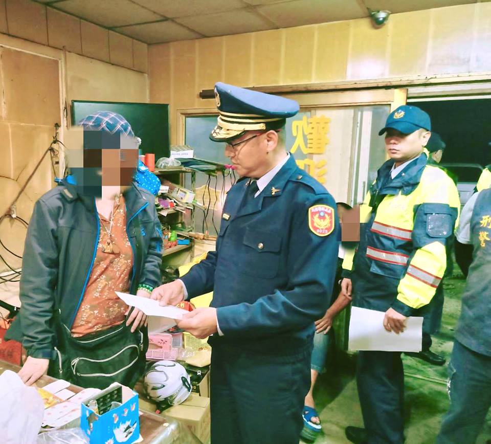 【民雄警擴檢強勢執法以防制街頭暴力與酒駕】