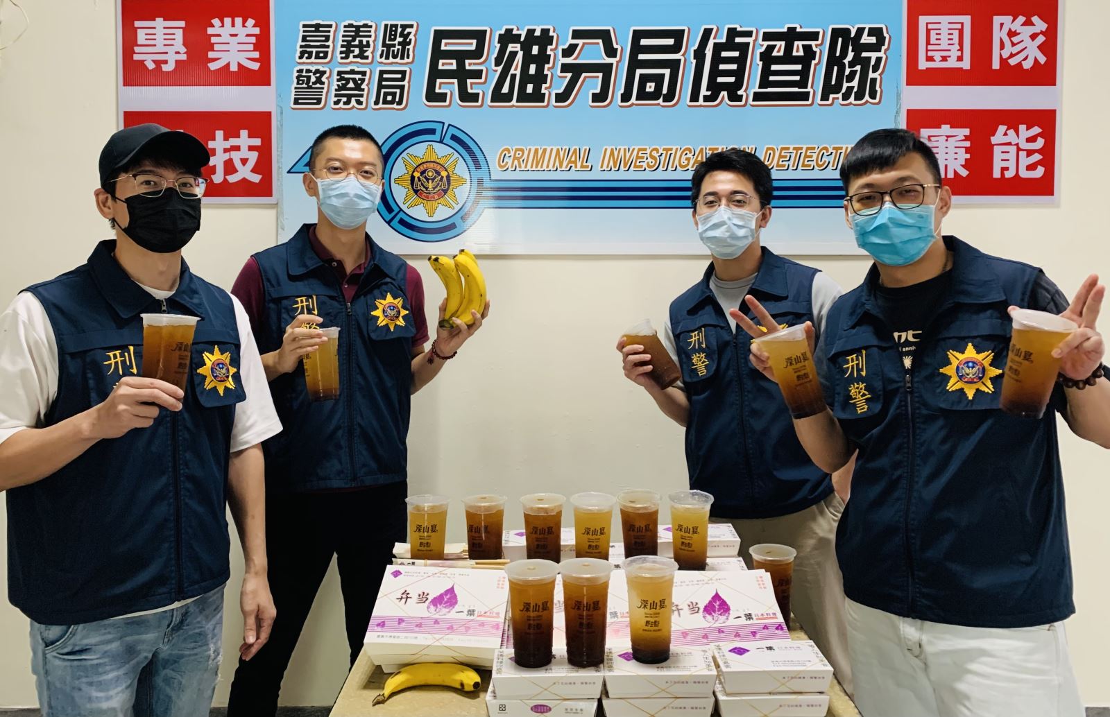 【警政署長慰贈元氣防疫便當 局長加碼贈愛玉飲料 基層員警「揪感心」!】