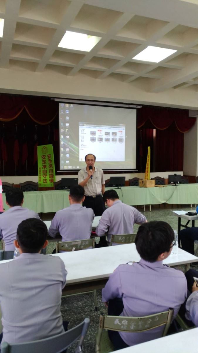 【民雄分局辦理新式警槍PPQ M2換裝訓練並且嚴謹實施檢測】