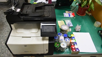 起獲多功能事務機