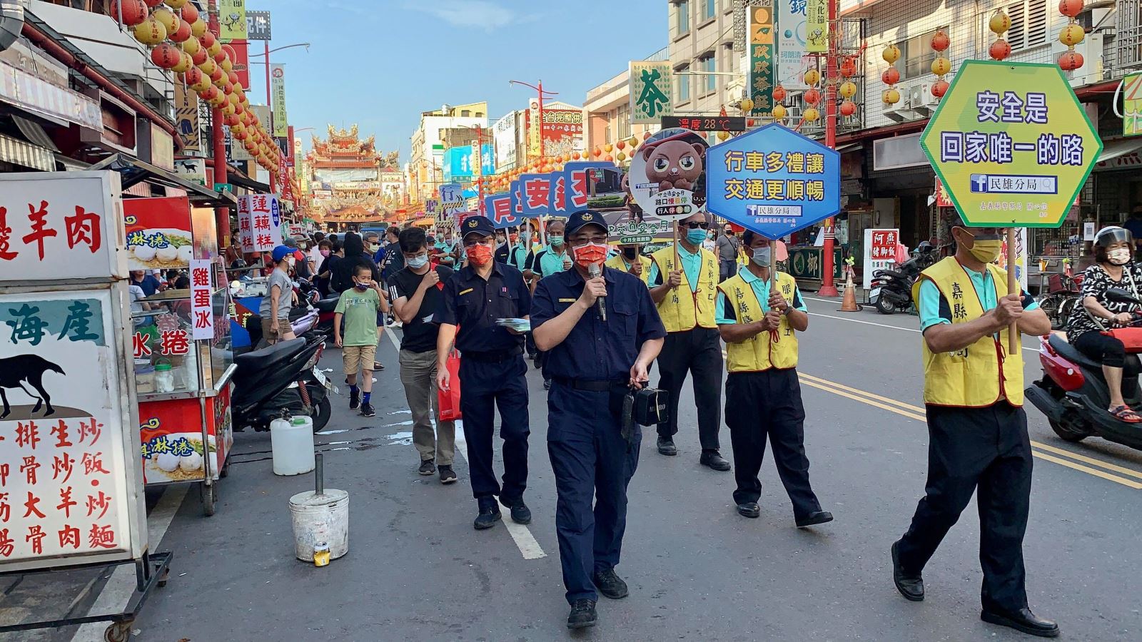 【民雄波麗士結合新港奉天宮 強力放送路口交通安全及反詐騙宣導】