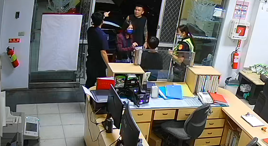 聯繫到男童家屬帶回照顧